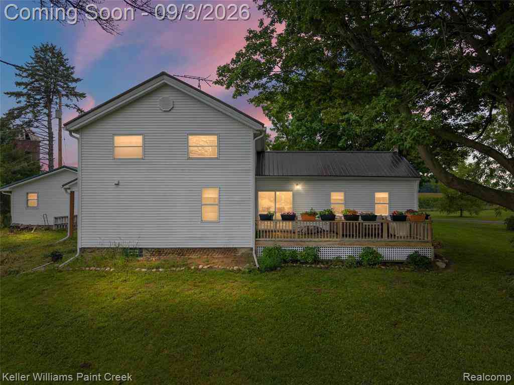 Homes For Sale - 8950 Fowlerville Road N N<br/> Fowlerville, MI 48836