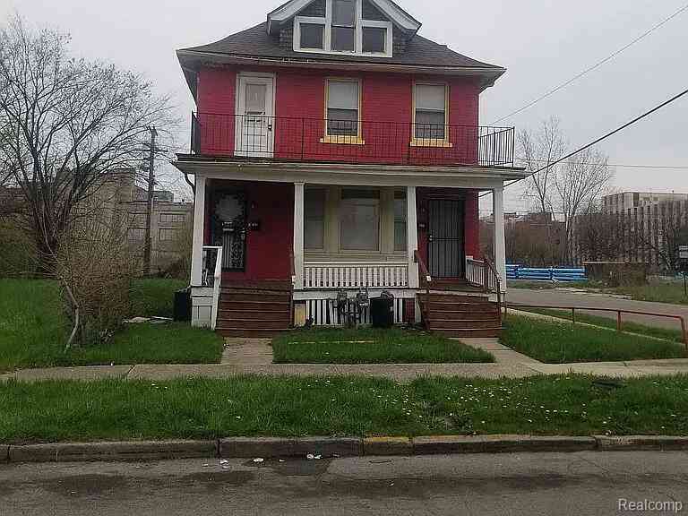 Homes For Sale - 169 Avalon Street <br/> Highland Park, MI 48203