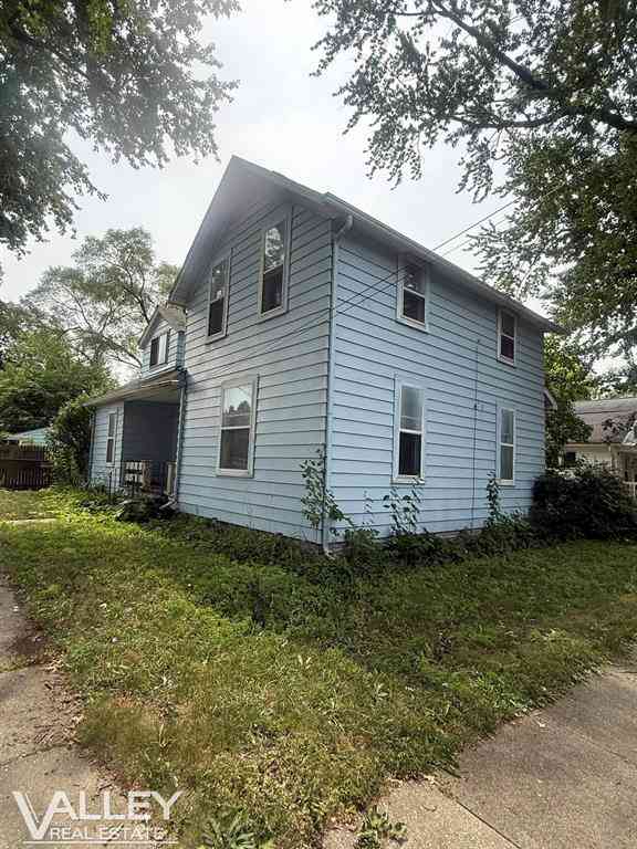 Homes For Sale - 1221 Cass Street <br/> Saginaw County, Saginaw, MI 48602