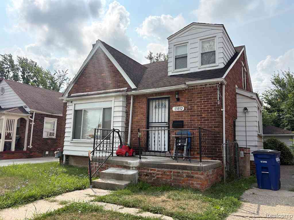 Homes For Sale - 13892 Eastburn Street <br/> Detroit, MI 48205