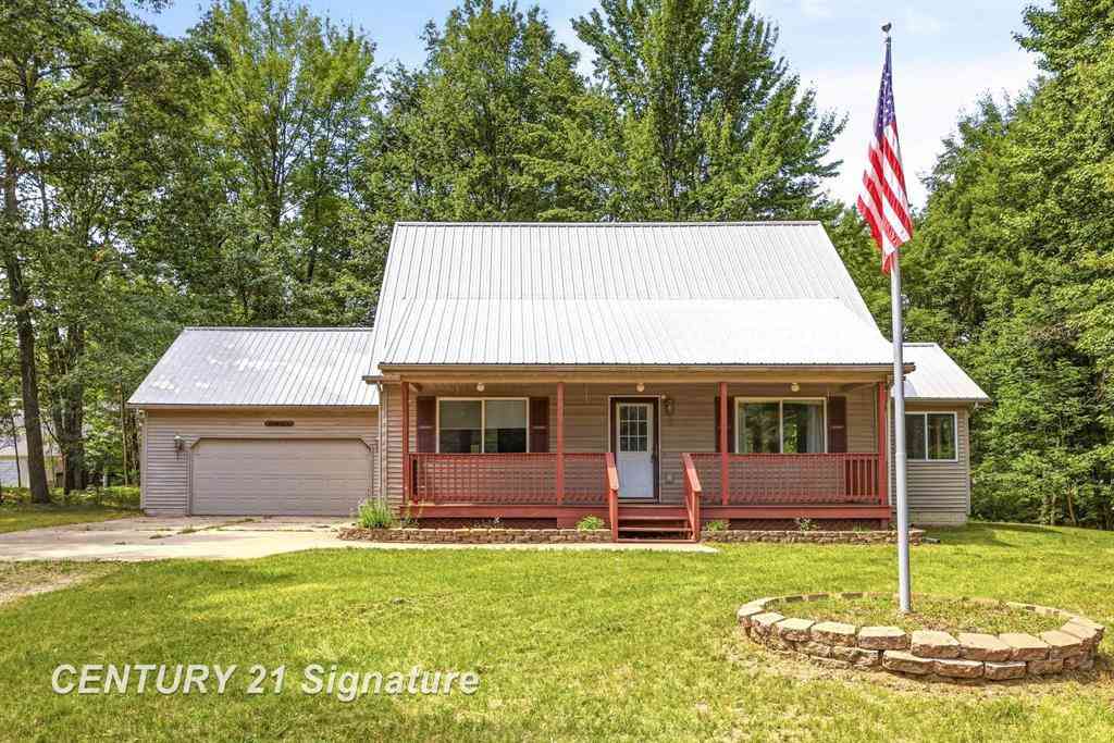 Homes For Sale - 3270 Lake Of The Pines Drive <br/> Lake, MI 48632