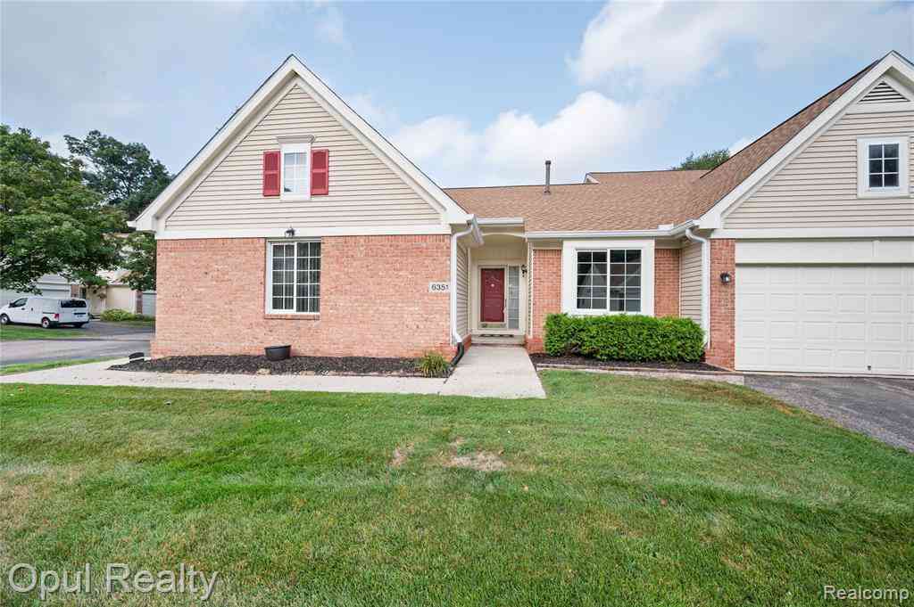 Condo For Sale - 6351 Pembrook Drive <br/> Wayne County, Westland, MI 48185