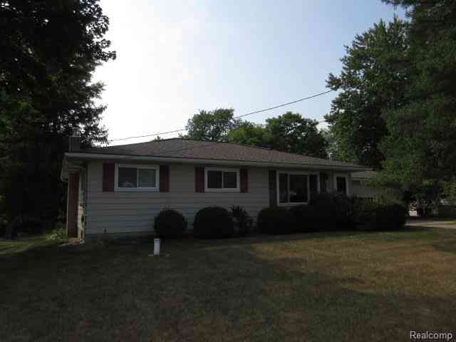 Homes For Sale - 319 Sherman Court <br/> Ortonville, MI 48462