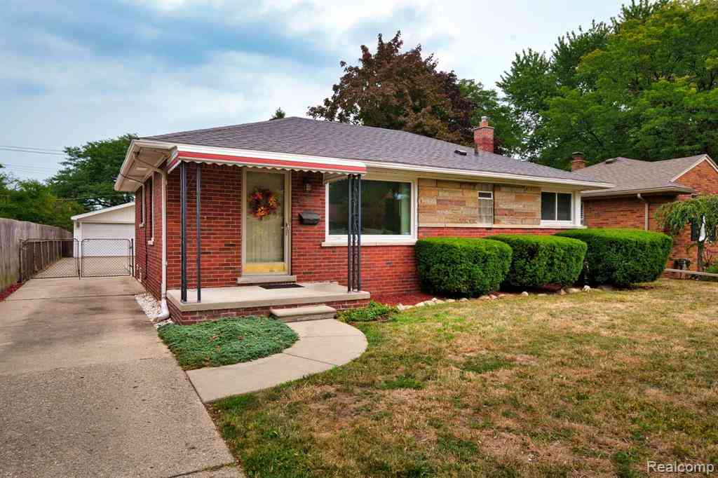 Homes For Sale - 22685 Oconnor Street <br/> Macomb County, Saint Clair Shores, MI 48080
