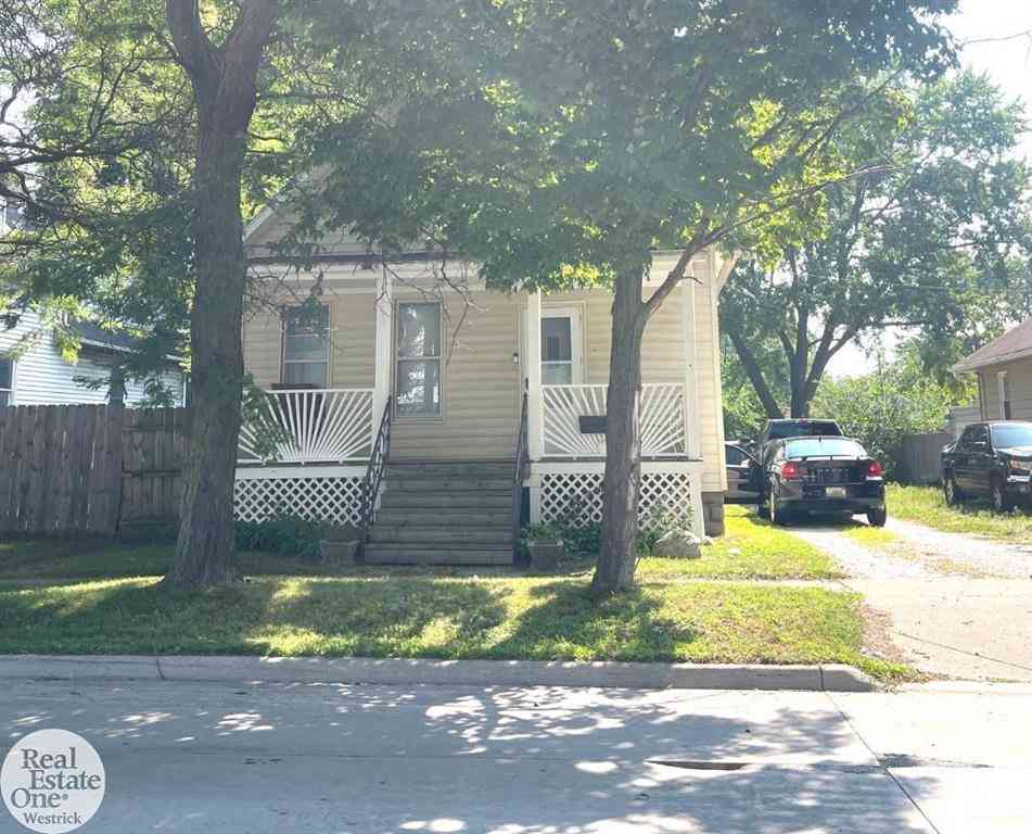 Homes For Sale - 1914 16th Street <br/> Port Huron, MI 48060