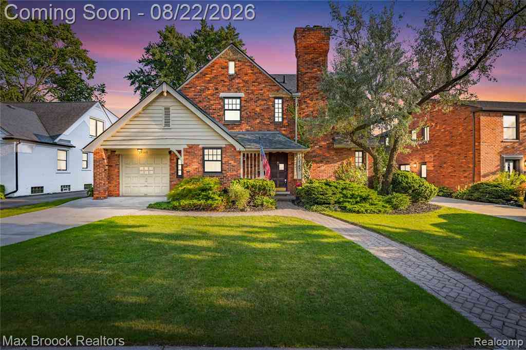 Homes For Sale - 18165 Kinross Avenue <br/> Beverly Hills, MI 48025