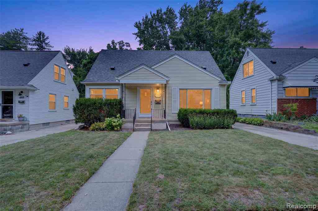 Homes For Sale - 326 Walnut Avenue <br/> Royal Oak, MI 48073