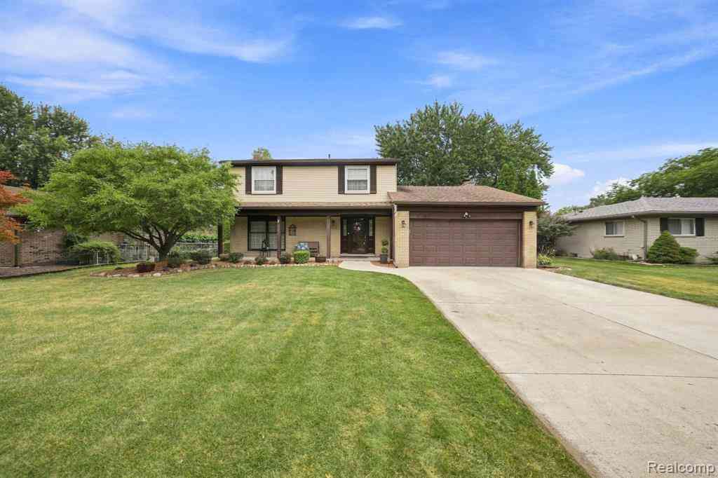 Homes For Sale - 19011 Gill Road <br/> Wayne County, Livonia, MI 48152