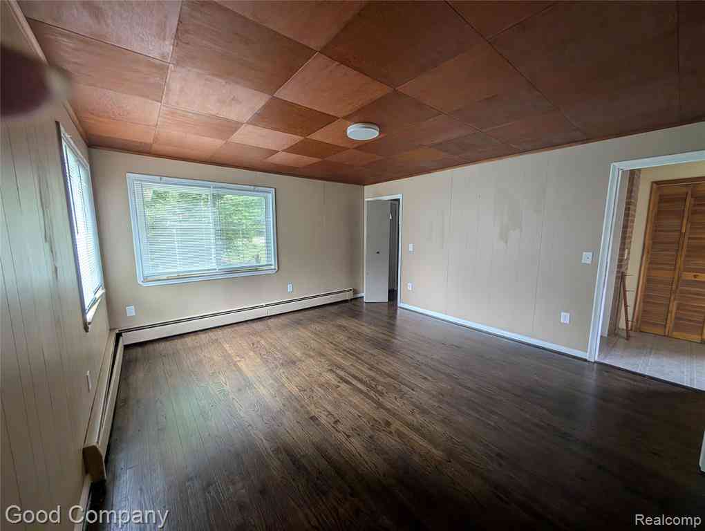 Homes For Rent - 2924 Frankson-unit #2 Avenue <br/> Rochester, MI 48307
