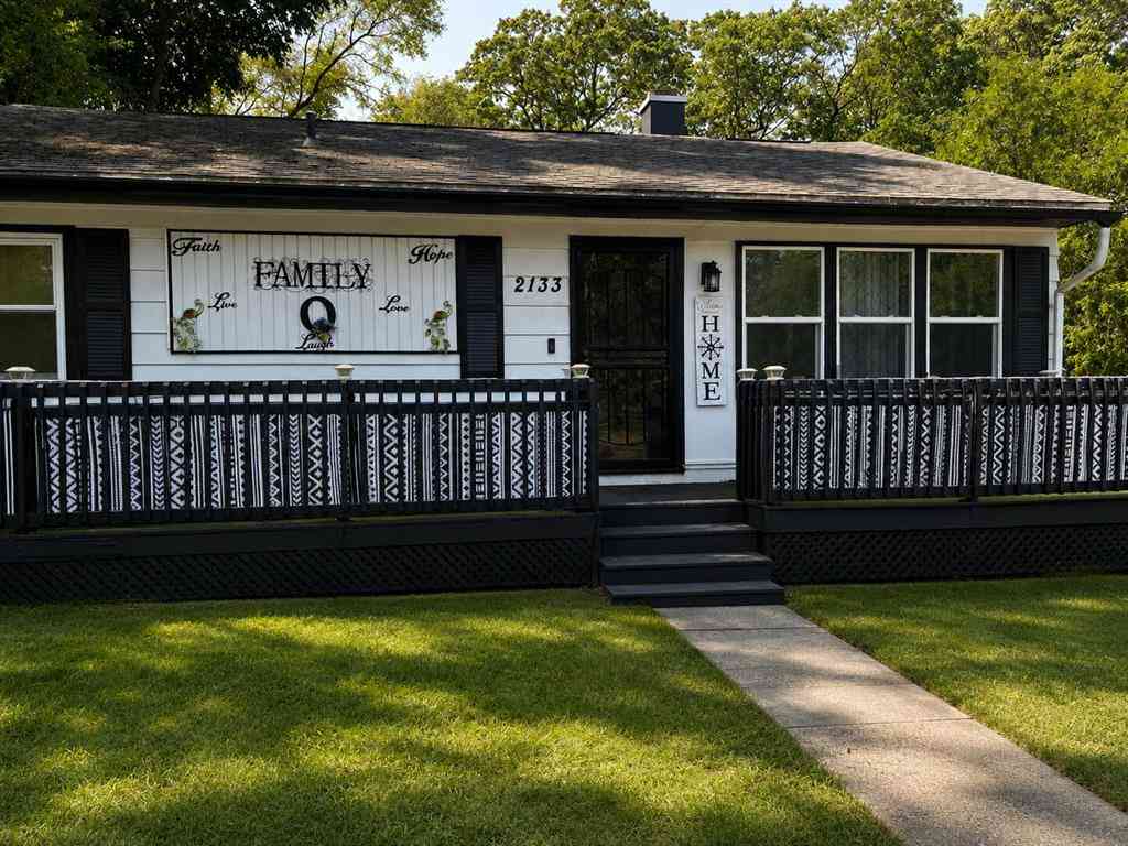 Homes For Sale - 2133 Riordan Street <br/> Muskegon Heights, MI 49444