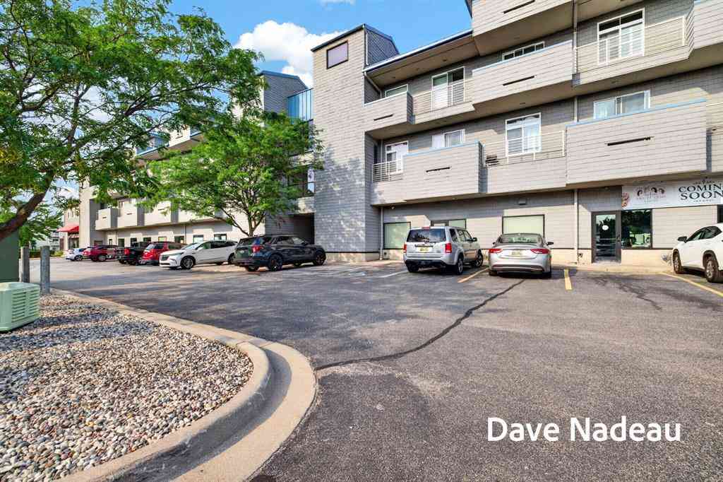 Condo For Sale - 529 Miller Drive  #204<br/> Ottawa County, Grand Haven, MI 49417