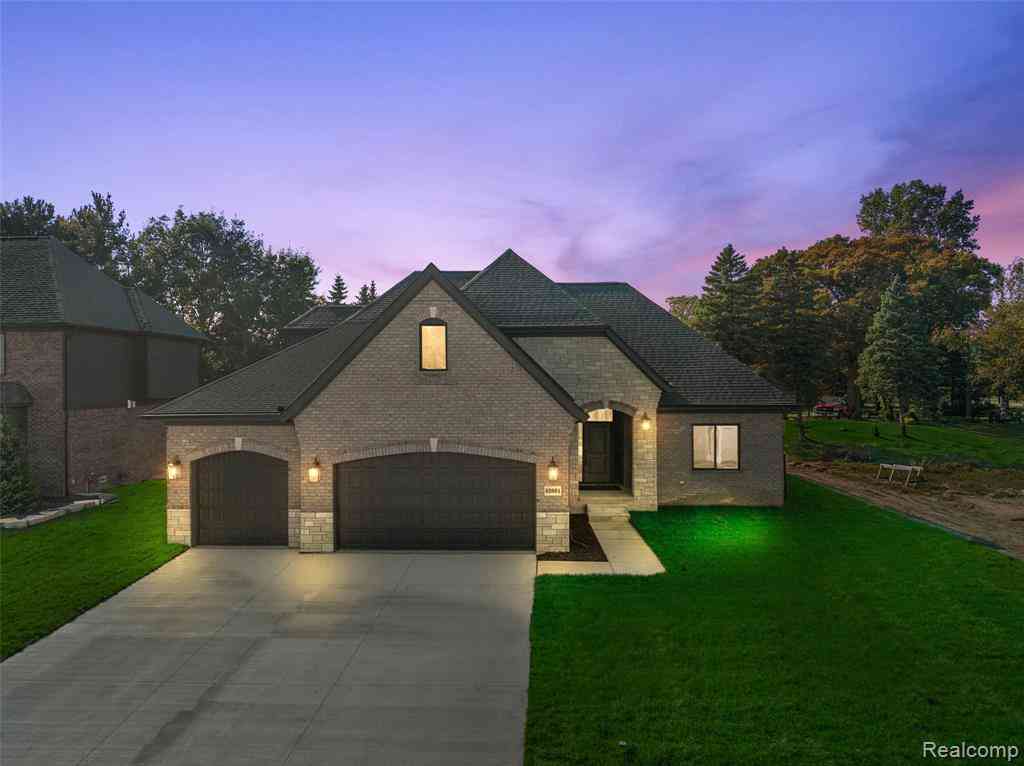 Homes For Sale - 8267 Sandi Lane <br/> Romeo, MI 48065