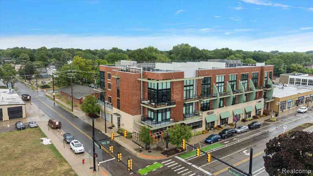 Condo For Sale - 211 E 9 Mile Road  #213<br/> Ferndale, MI 48220