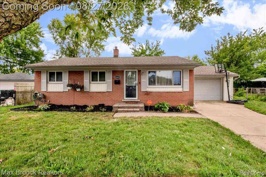Homes For Sale - 26441 Roberta Street <br/> Roseville, MI 48066