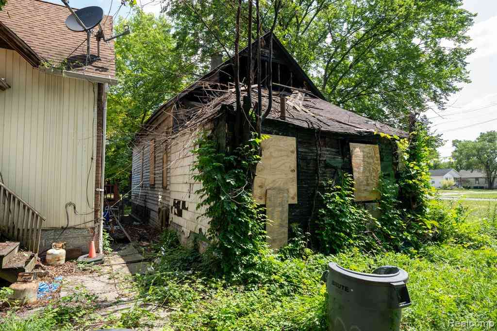 Homes For Sale - 3715 Roosevelt Street <br/> Wayne County, Detroit, MI 48208