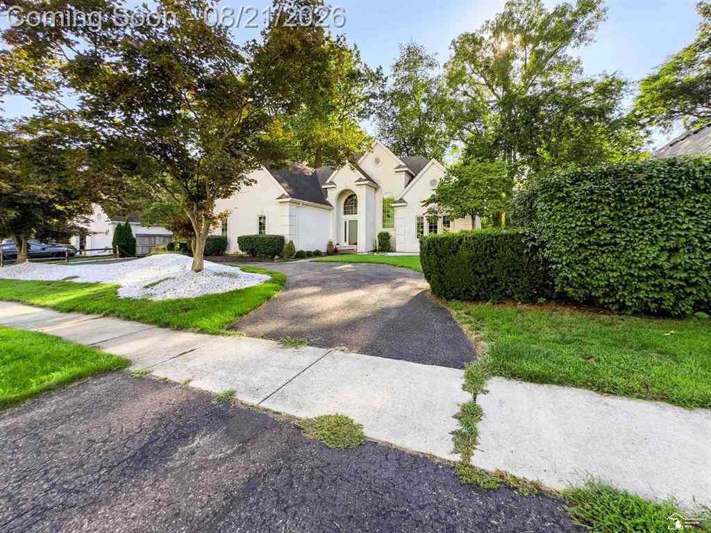 Homes For Sale - 7241 Hidden Valley Drive <br/> Monroe County, Lambertville, MI 48144