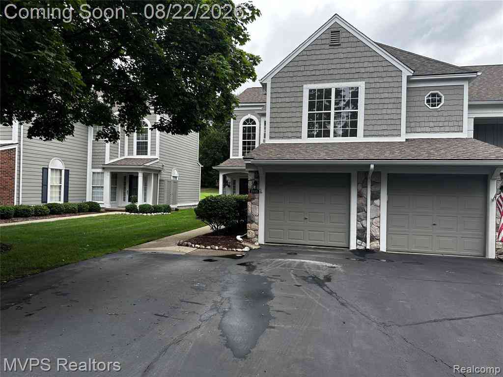 Condo For Sale - 1945 Eagle Pointe   #72<br/> Bloomfield Hills, MI 48304