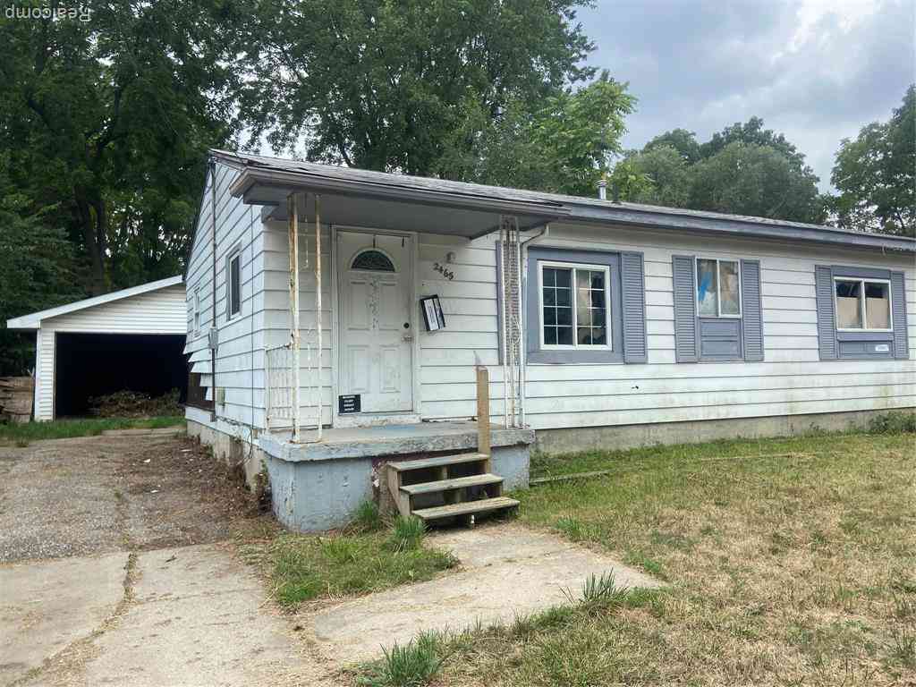 Homes For Sale - 2465 Court St  <br/> Flint, MI 48503