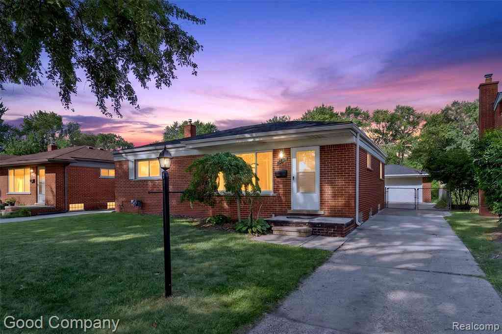 Homes For Sale - 29535 Milton Avenue <br/> Madison Heights, MI 48071