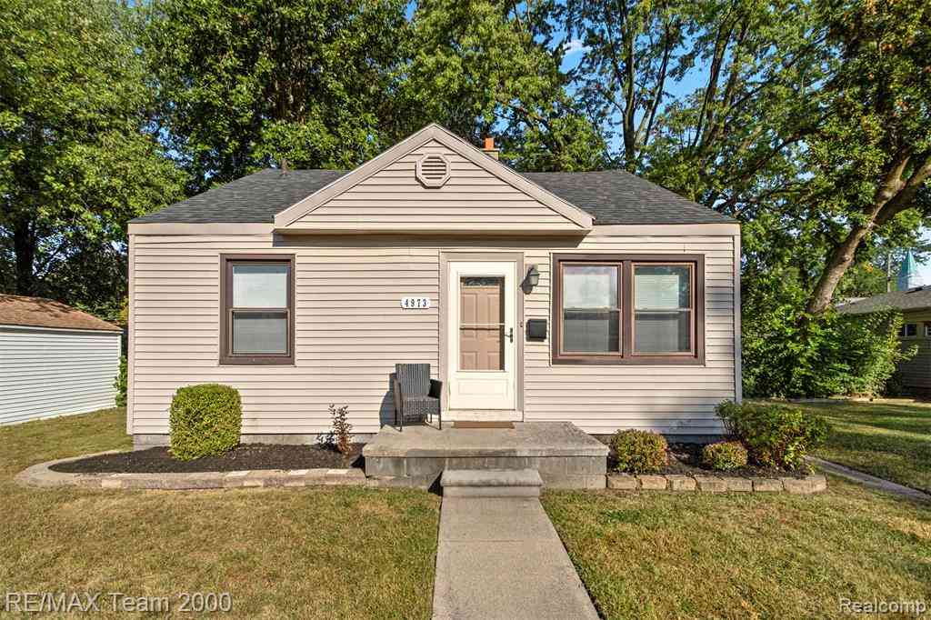 Homes For Sale - 4973 Ziegler Street <br/> Dearborn Heights, MI 48125