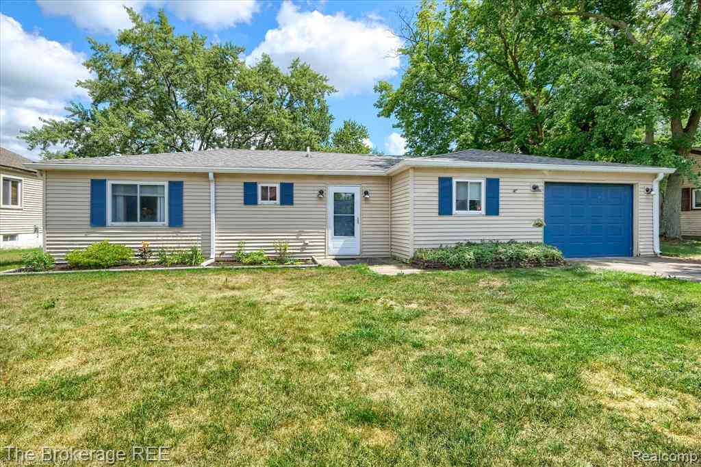Homes For Sale - 6117 Westdale Drive <br/> Grand Blanc, MI 48439