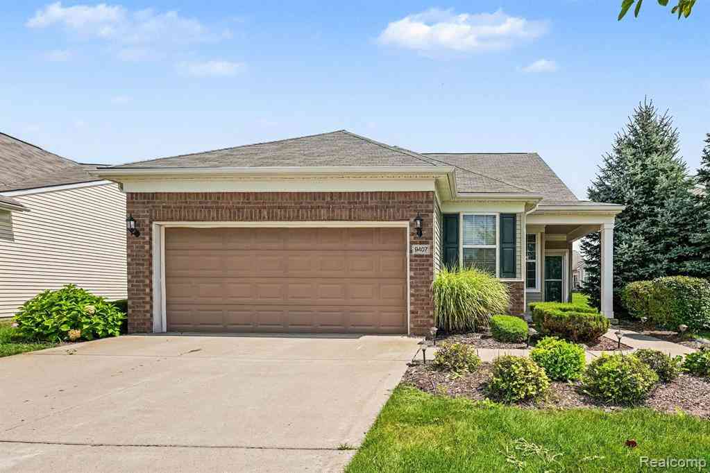 Condo For Sale - 9407 Sand Hill Drive <br/> Grand Blanc, MI 48439
