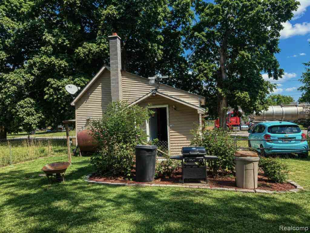 Homes For Sale - 4207 N Carland Road <br/> Shiawassee County, Elsie, MI 48831