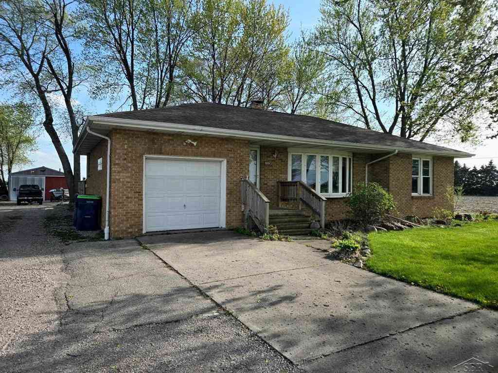 Homes For Sale - 4860 E Washington Road <br/> Saginaw, MI 48601