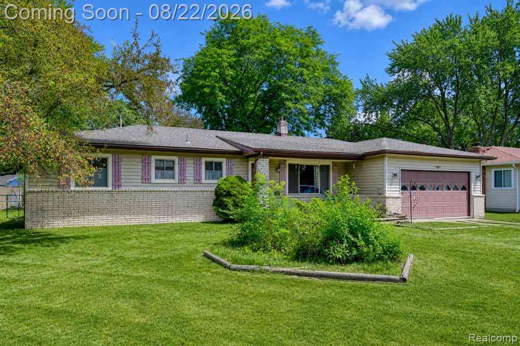 Homes For Sale - 2388 Woodlawn Street <br/> Wolverine Lake, MI 48390