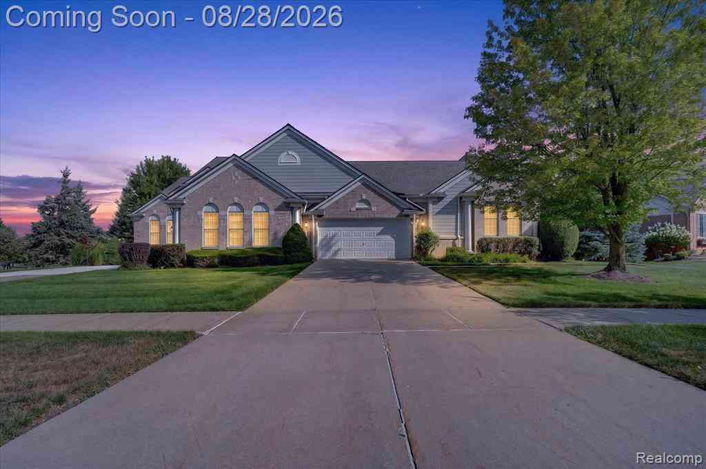 Condo For Sale - 16590 Cottonwood Court <br/> Wayne County, Northville, MI 48168