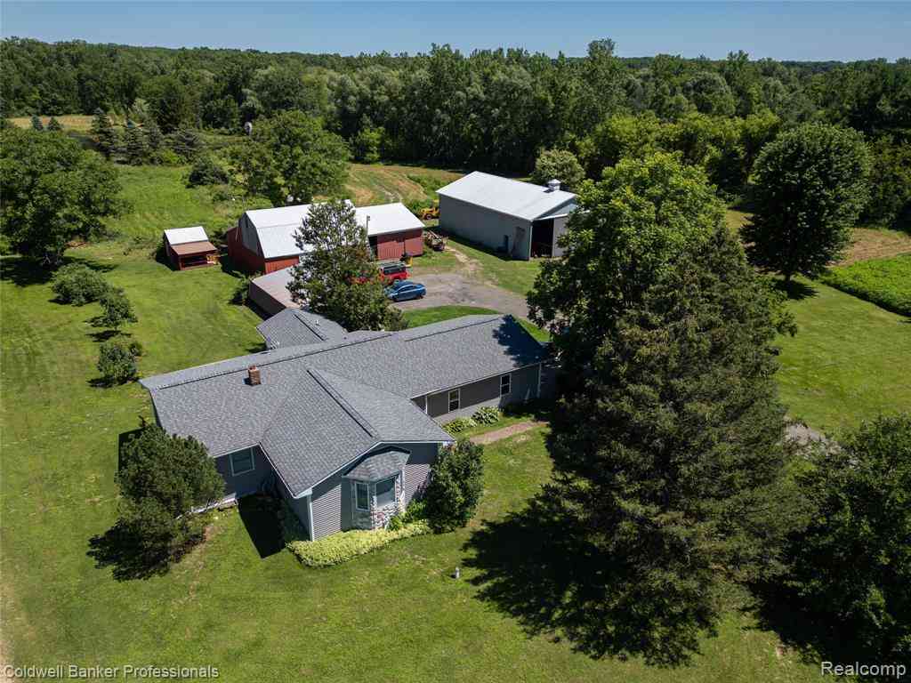 Homes For Sale - 1840 N Lake Pleasant Road <br/> Attica, MI 48412