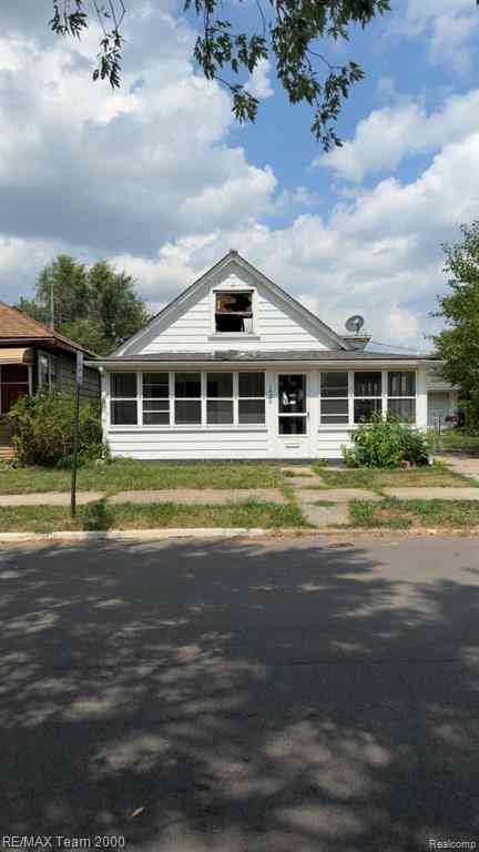 Homes For Sale - 1528 Garfield Avenue <br/> Lincoln Park, MI 48146