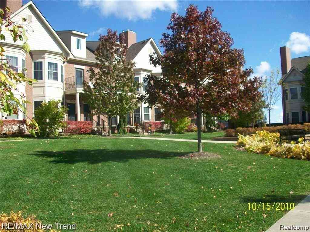 Condo For Rent - 25630 Portico Lane <br/> Novi, MI 48375
