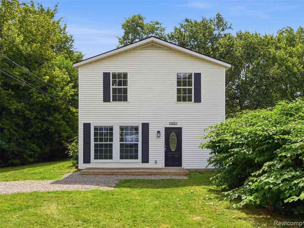 Homes For Sale - 2659 Chrysler Avenue <br/> Waterford, MI 48328