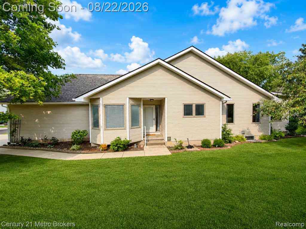 Condo For Sale - 9409 Linda Drive <br/> Davison, MI 48423
