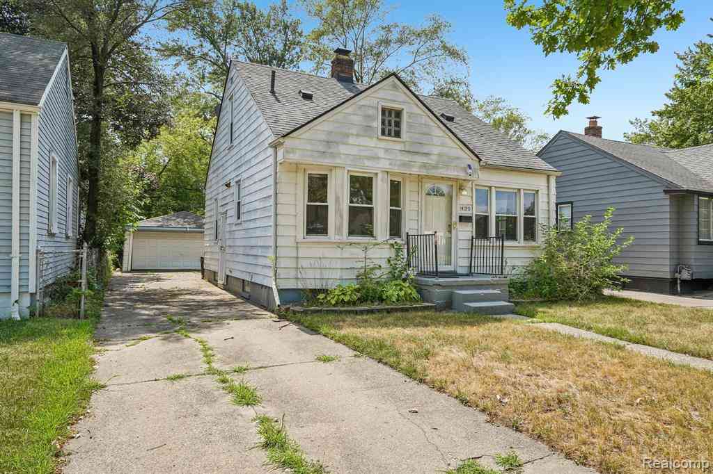 Homes For Sale - 19120 Woodside Street <br/> Harper Woods, MI 48225