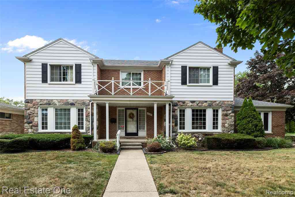 Homes For Sale - 1639 N Evangeline Street <br/> Dearborn Heights, MI 48127