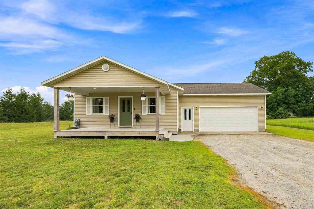 Homes For Sale - 8361 King Arthurs Court <br/> Kingsley, MI 49649