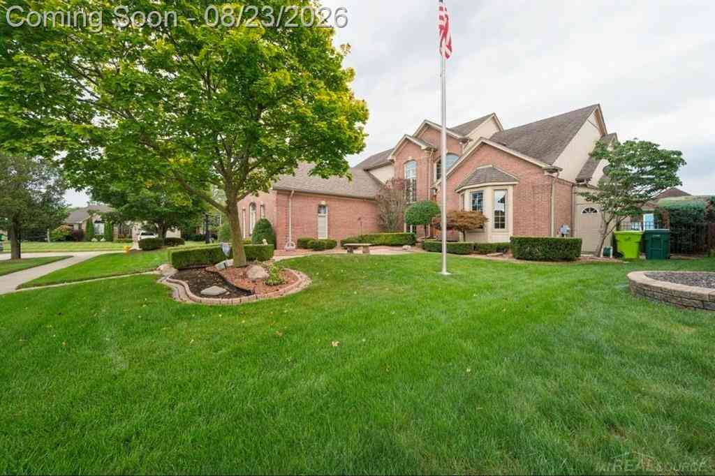 Homes For Sale - 20064 Chesterbrook Drive <br/> Macomb, MI 48044