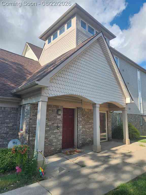 Homes For Sale - 1390 Constance Drive <br/> Pontiac, MI 48340