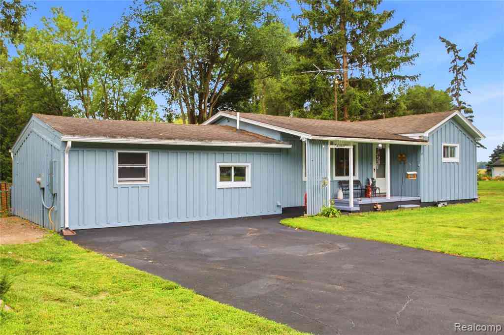 Homes For Sale - 4945 Miller Road <br/> Ann Arbor, MI 48103