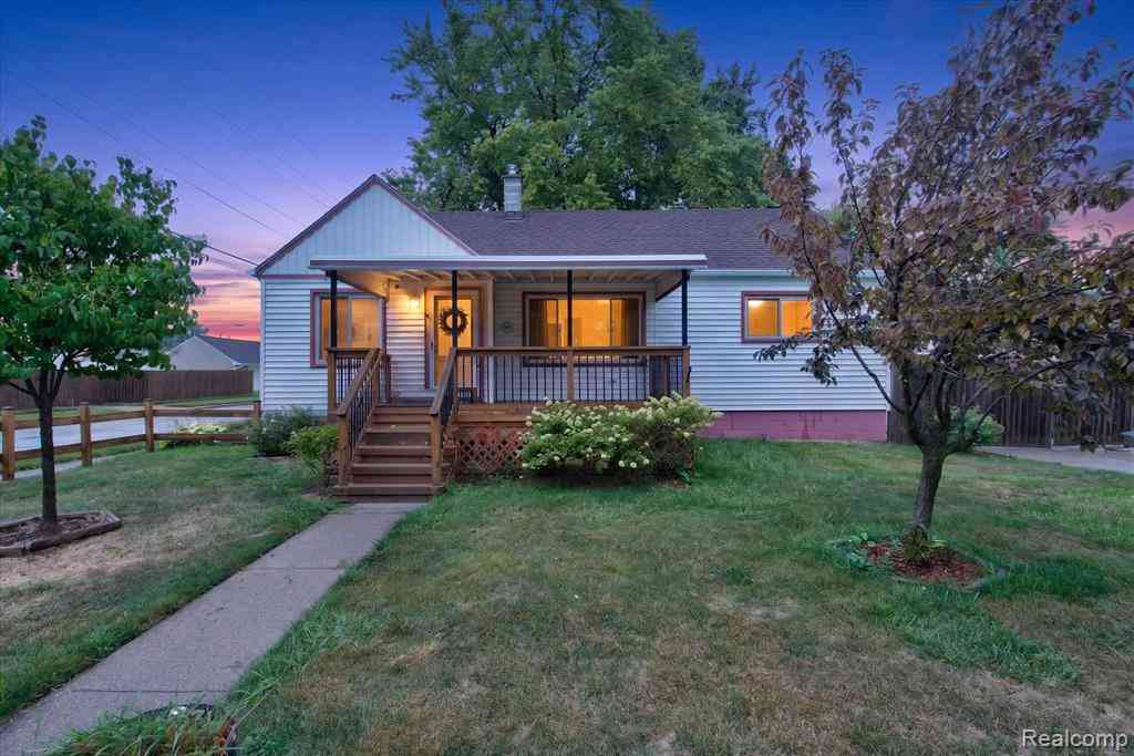 Homes For Sale - 20361 Voiland Street <br/> Macomb County, Roseville, MI 48066