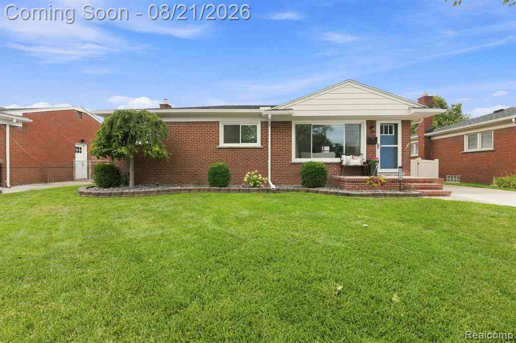 Homes For Sale - 2465 Marian Drive <br/> Trenton, MI 48183