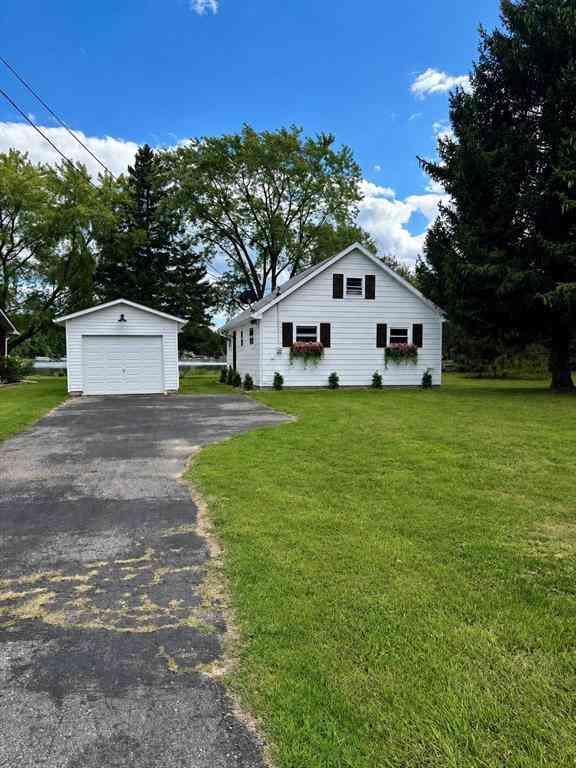 Homes For Sale - 3091 W Huckleberry Trail <br/> Farwell, MI 48306