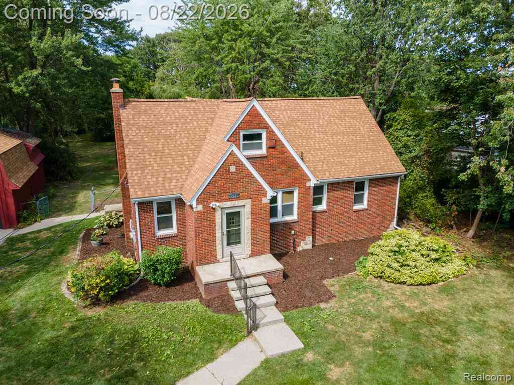 Homes For Sale - 20997 Flora Street <br/> Roseville, MI 48066