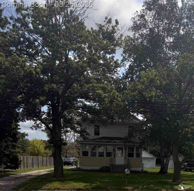 Homes For Sale - 1300 N Macomb St Street <br/> Monroe, MI 48162