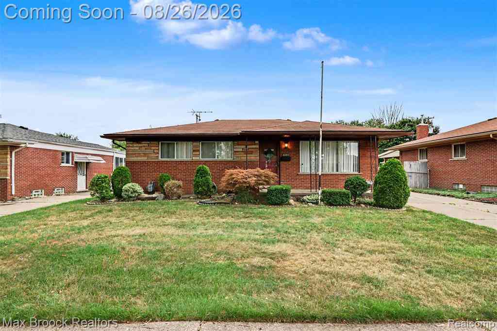 Homes For Sale - 5953 Rockland Court <br/> Dearborn Heights, MI 48127