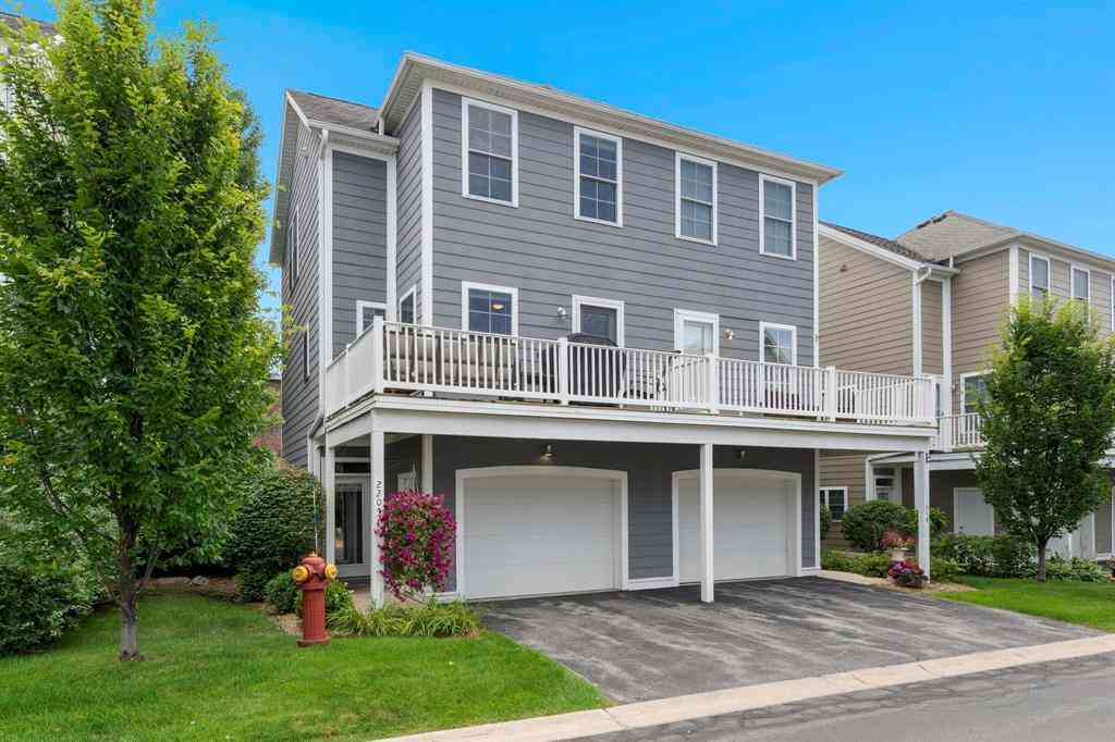 Condo For Sale - 220 Midtown Drive <br/> Grand Traverse County, Traverse City, MI 49684