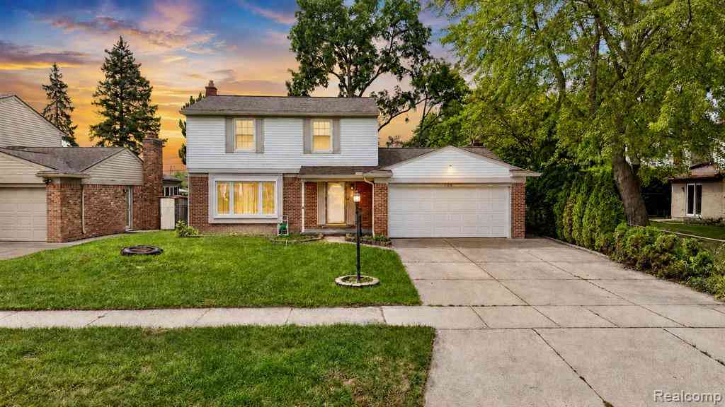 Homes For Sale - 4728 Stilwell Drive <br/> Warren, MI 48092