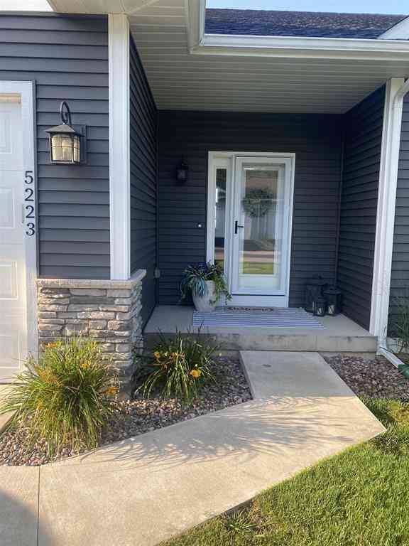 Condo For Sale - 5223 Lone Maple Drive <br/> Grand Traverse County, Traverse City, MI 49685